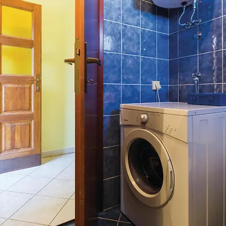 Apartment Amazing In With Kitchen Porec
